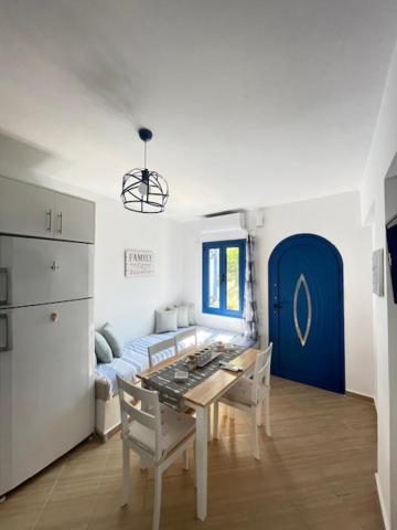 Marena 1 Aparthotel Makry Gialos  Exterior photo
