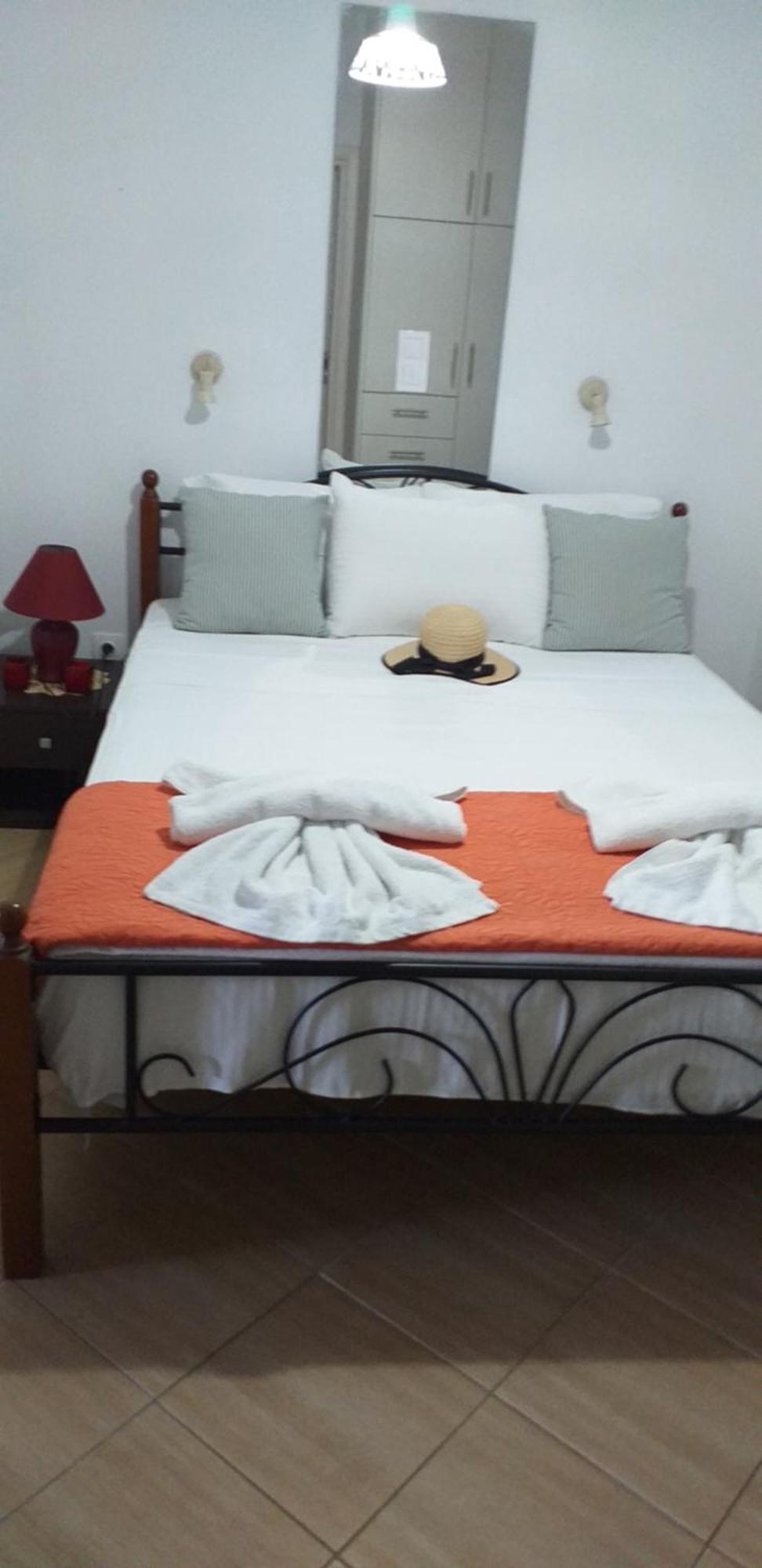 Marena 1 Aparthotel Makry Gialos  Exterior photo
